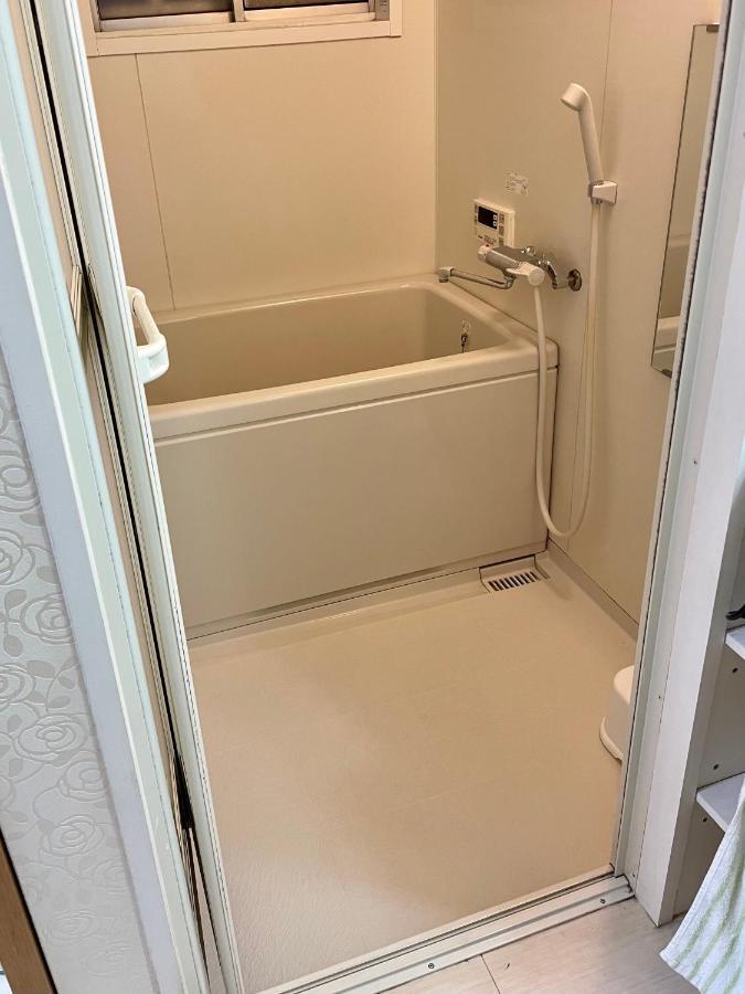 Sunhome コリアタウン近く 一軒家貸切り 今里 Osaka Exterior foto